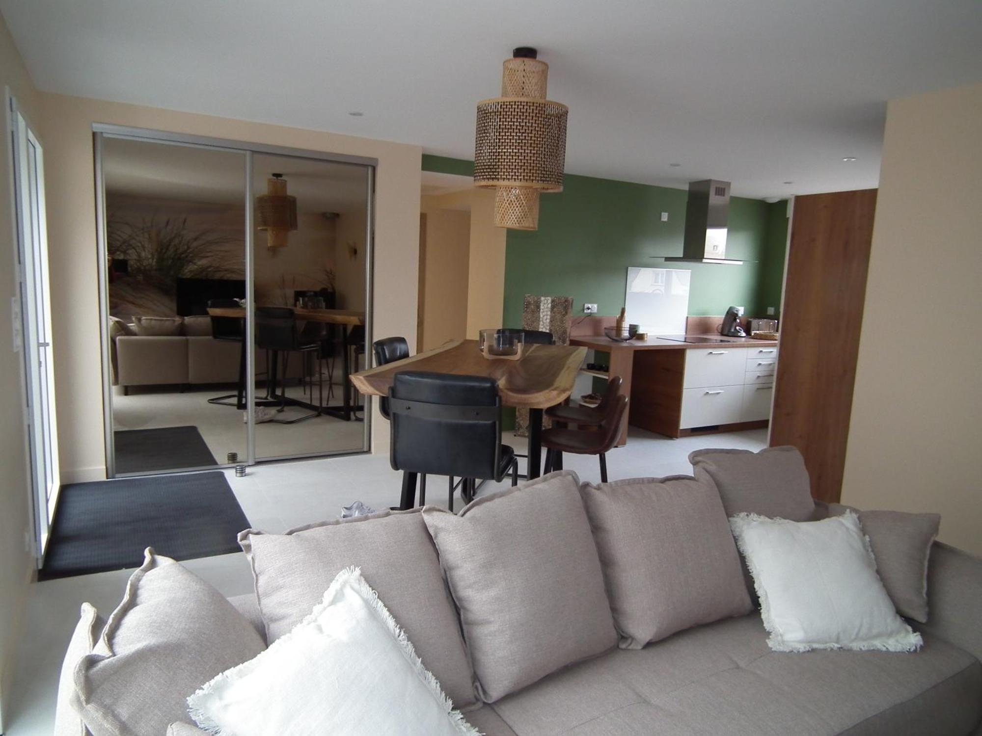 Les Maisons De Louise Pirou Номер фото